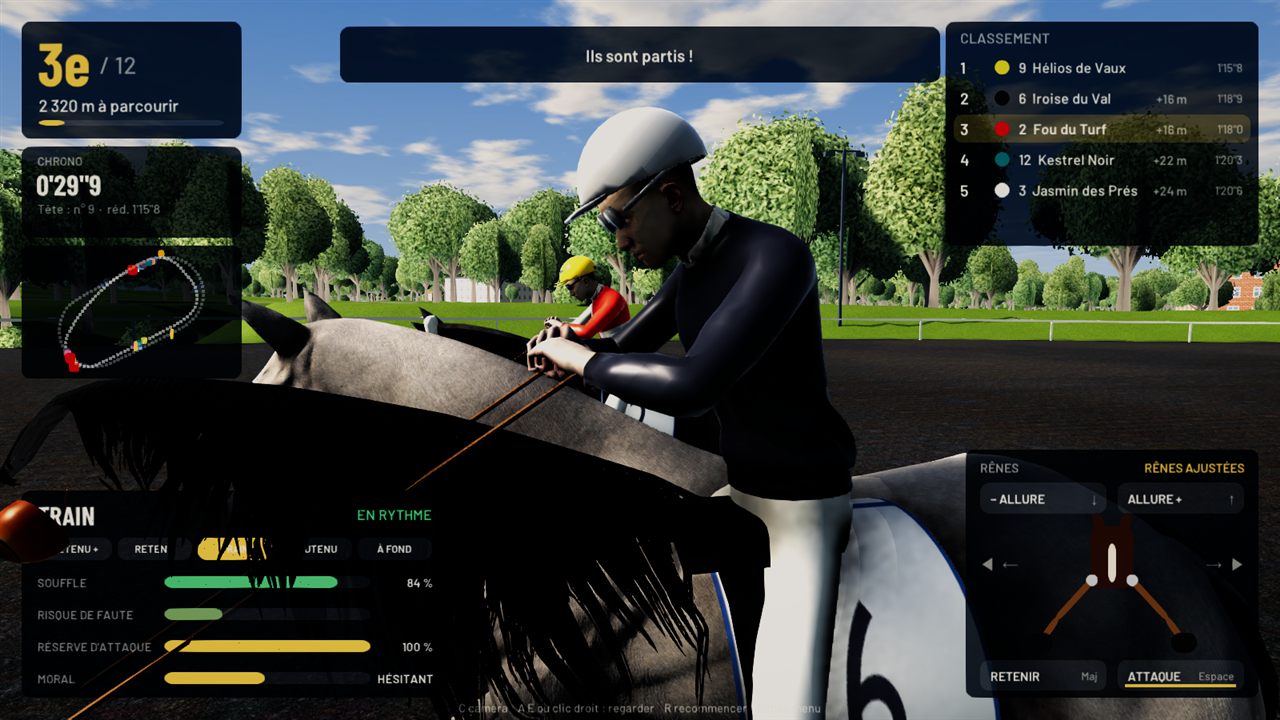 Un jockey en course de trot monté